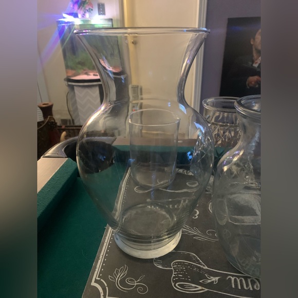 Glass vases - Picture 2 of 5